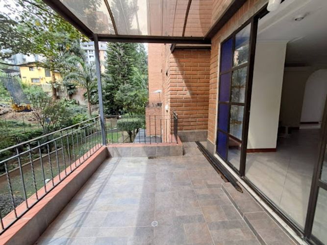 Apartamento en arriendo en Milla De Oro, Medellín · foto 19 de 24