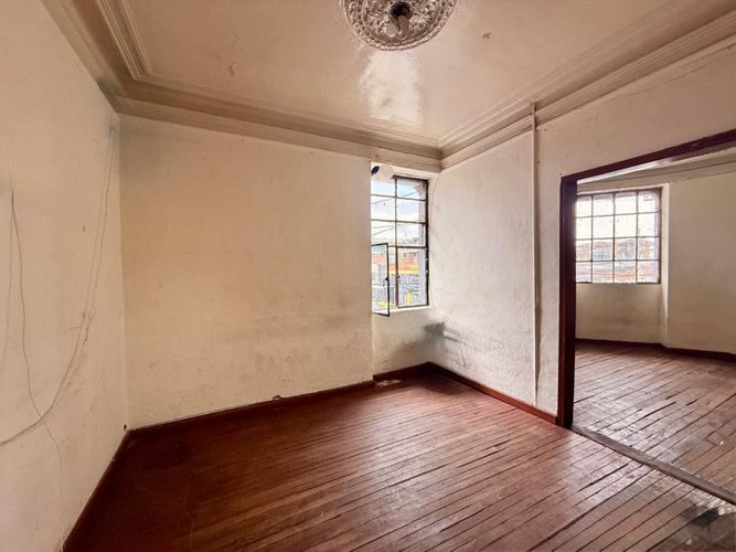 Casa de 7 alcobas en venta en El Vergel, Bogotá, 163 m² · foto 16 de 20