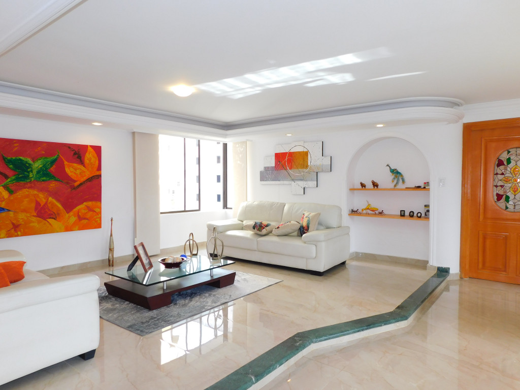 Apartamento en venta en Altos Del Prado, Barranquilla · foto 2 de 24