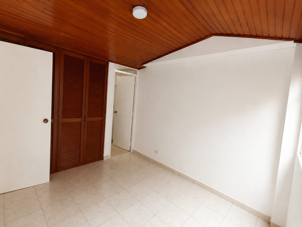 Apartamento en venta en Marly, Bogotá · foto 4 de 11