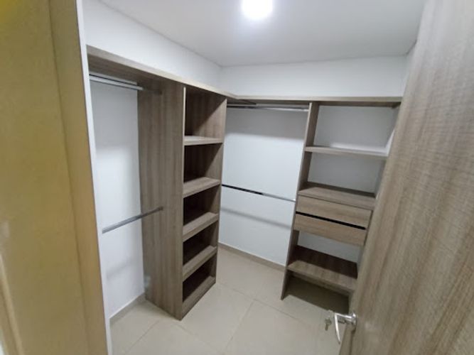 Apartamento de 3 alcobas en arriendo en Urbanizacion Fuentes De Zuñiga, Medellín, 140 m² · foto 9 de 13