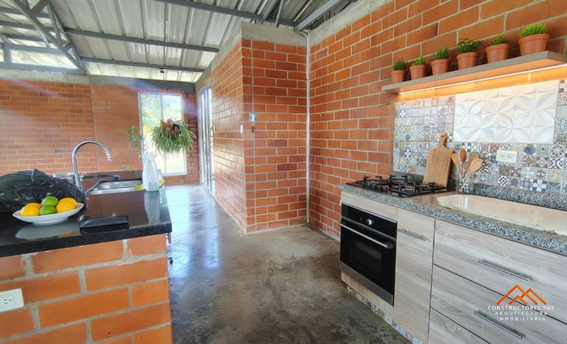 Casa de 3 alcobas en venta en Chucuni, Ibagué, 300 m² · foto 5 de 18