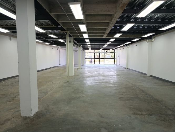 Local en arriendo en Llano Grande, Rionegro, 300 m² · foto 2 de 4