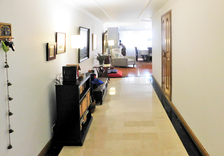 Apartamento de 3 alcobas en venta en Santa Barbara, Bogotá, 127 m² · foto 2 de 24