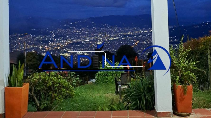 Casa de 4 alcobas en venta en San Felix, Bello, 420 m² · foto 11 de 15