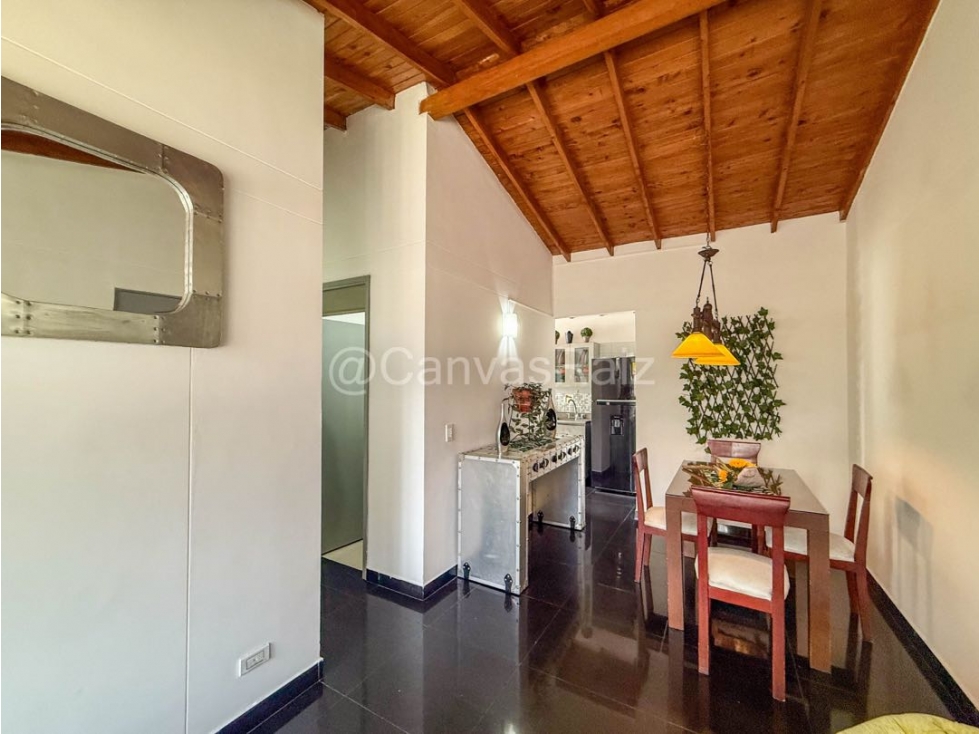Apartamento en venta en Loma Del Esmeraldal, Envigado · foto 2 de 11