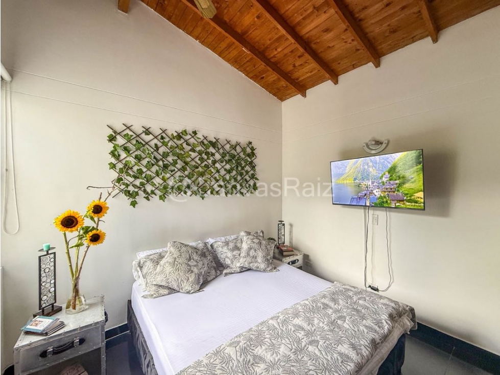 Apartamento en venta en Loma Del Esmeraldal, Envigado · foto 4 de 11