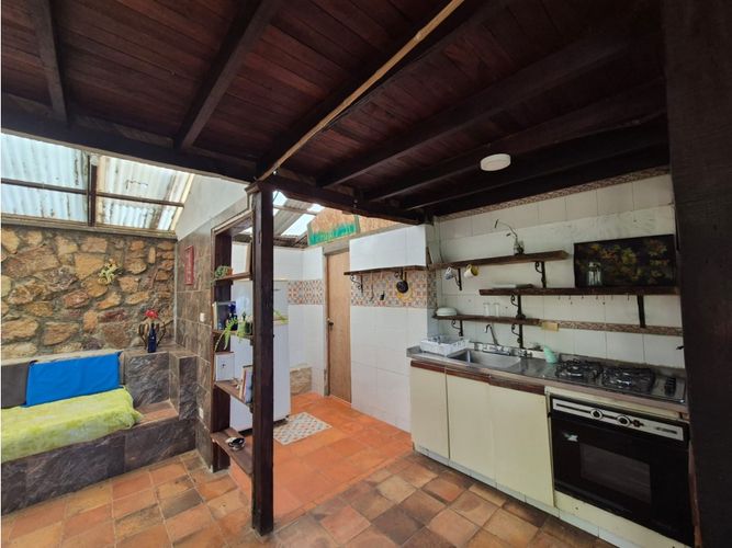 Casa de 6 alcobas en venta en La Reforma, Cali, 218 m² · foto 4 de 24