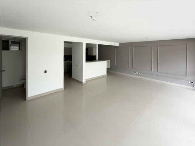 Apartamento de 4 alcobas en venta en Lili, Cali, 101 m² · foto 3 de 12