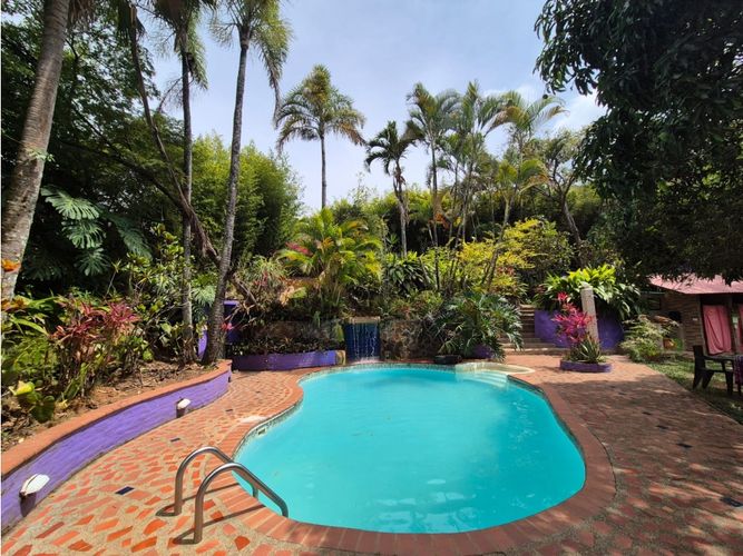 Casa de 6 alcobas en venta en La Reforma, Cali, 218 m² · foto 13 de 24