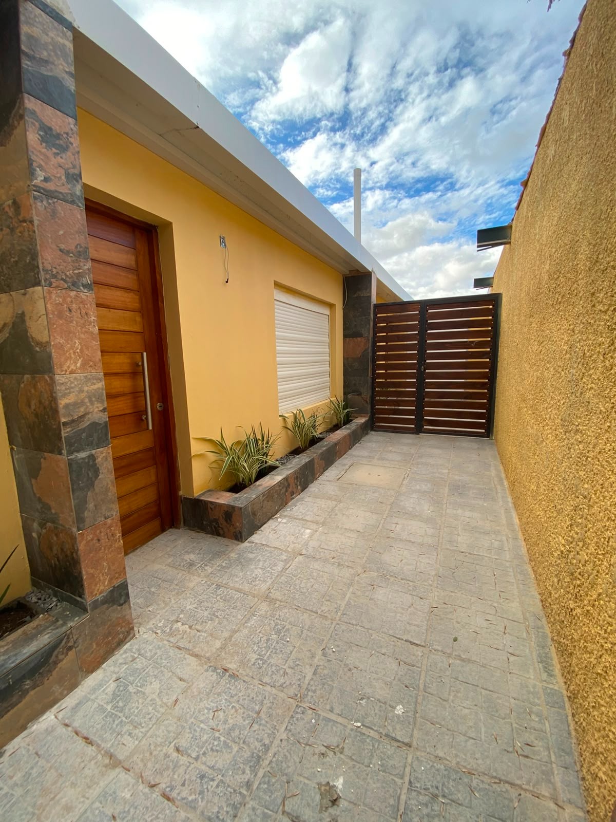 ¡Exclusivo Apartamento de 1 Dormitorio en Alquiler en Aires Puros: Confort y Estilo te Esperan!