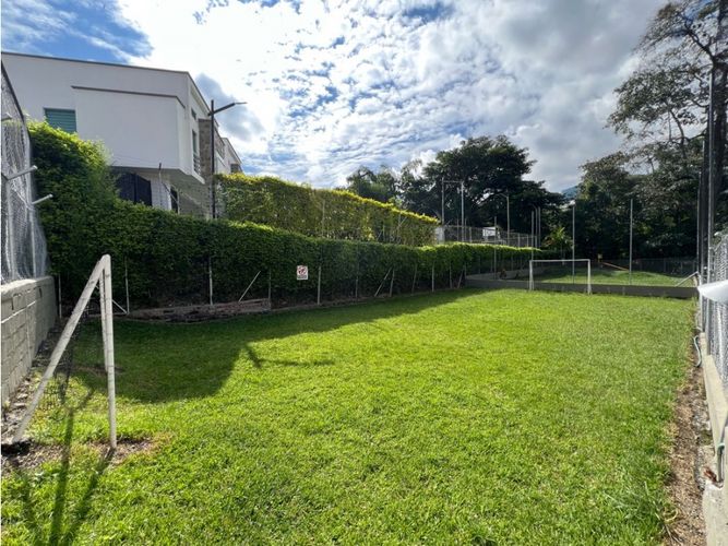 Casa de 3 alcobas en venta en Maraya, Pereira, 93 m² · foto 21 de 23