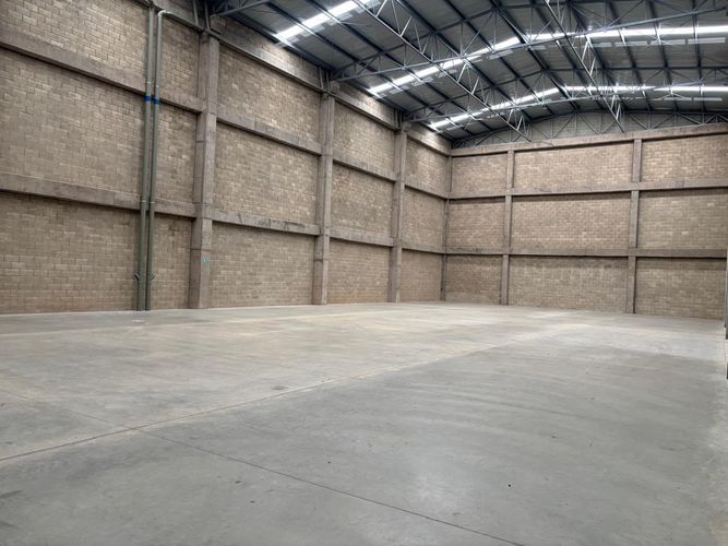 Bodega en arriendo en Aeropuerto, Rionegro, 1026 m² · foto 3 de 10