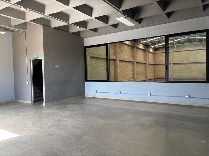 Bodega en arriendo en Aeropuerto, Rionegro, 1026 m² · foto 9 de 10