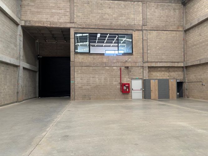 Bodega en arriendo en Aeropuerto, Rionegro, 1026 m² · foto 6 de 10