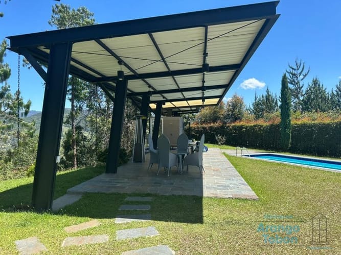 Casa de 4 alcobas en venta en El Retiro · foto 13 de 22