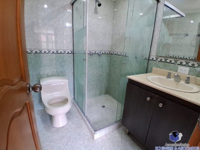 Casa de 4 alcobas en arriendo en Mayorca, Sabaneta, 210 m² · foto 6 de 17