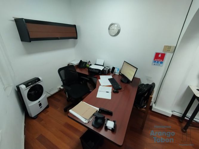 Local en arriendo en Laureles, Medellín, 165 m² · foto 20 de 21