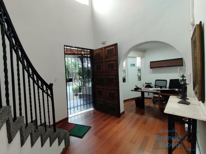 Local en arriendo en Laureles, Medellín, 165 m² · foto 21 de 21