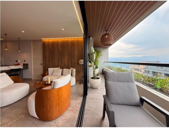 Apartamento de 2 alcobas en venta en El Poblado, Medellín, 89 m² · foto 6 de 20