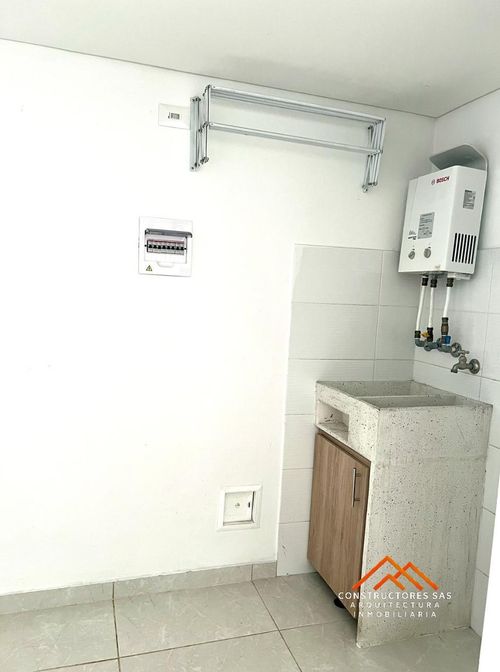 Apartamento de 3 alcobas en venta en Picaleña Y Mirolindo, Ibagué, 60 m² · foto 5 de 19