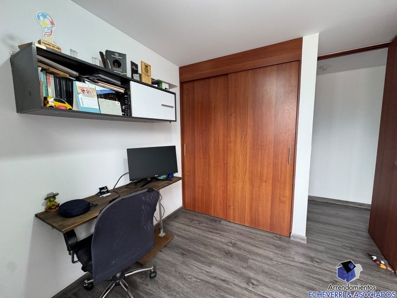 Apartamento en venta en El Oasis, Envigado · foto 3 de 14