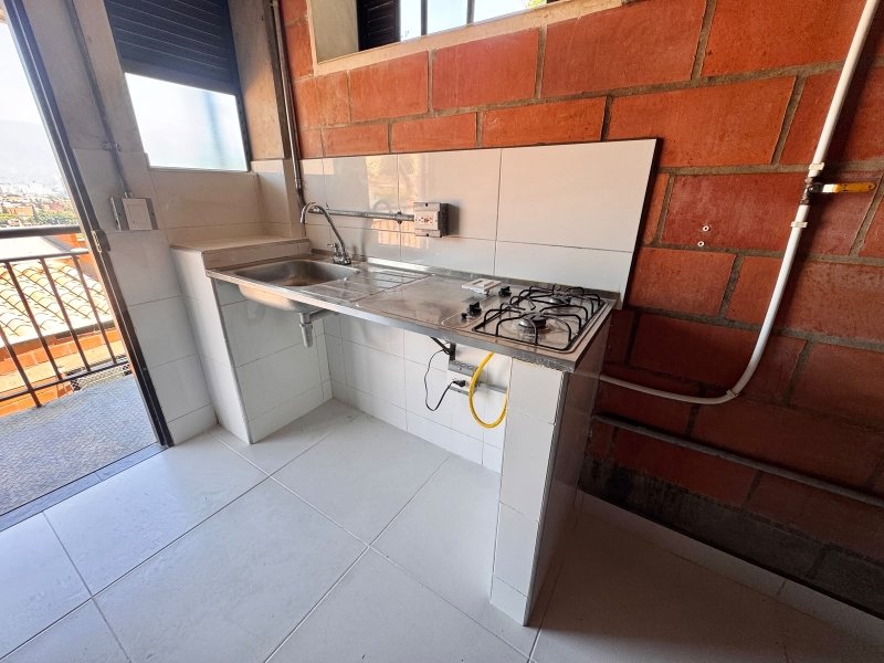 1BR Apartment in Torres de santa barbara (25 m²) - 2
