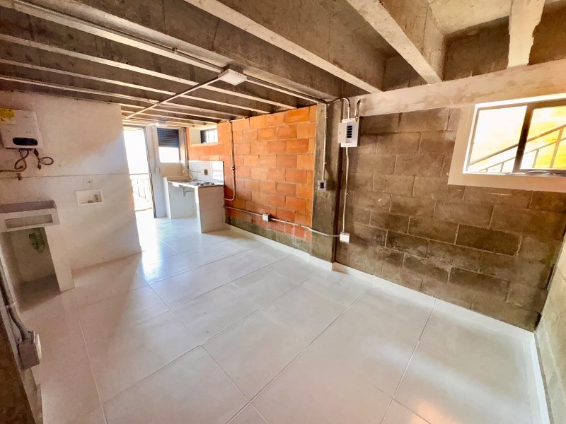 1BR Apartment in Torres de santa barbara (25 m²) - 3