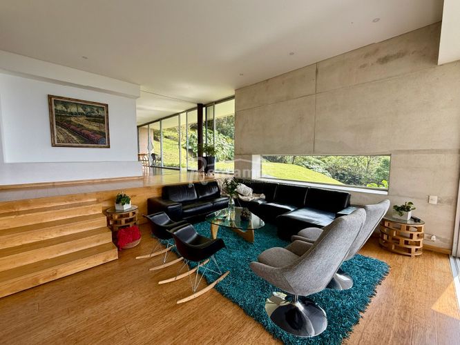 Casa de 4 alcobas en venta en Las Palmas, Medellín, 625 m² · foto 7 de 24