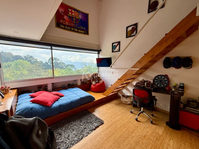 Casa de 4 alcobas en venta en Las Palmas, Medellín, 625 m² · foto 14 de 24