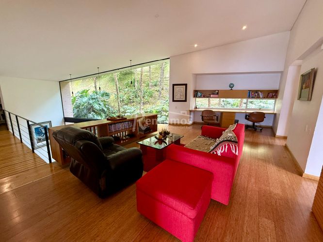 Casa de 4 alcobas en venta en Las Palmas, Medellín, 625 m² · foto 17 de 24