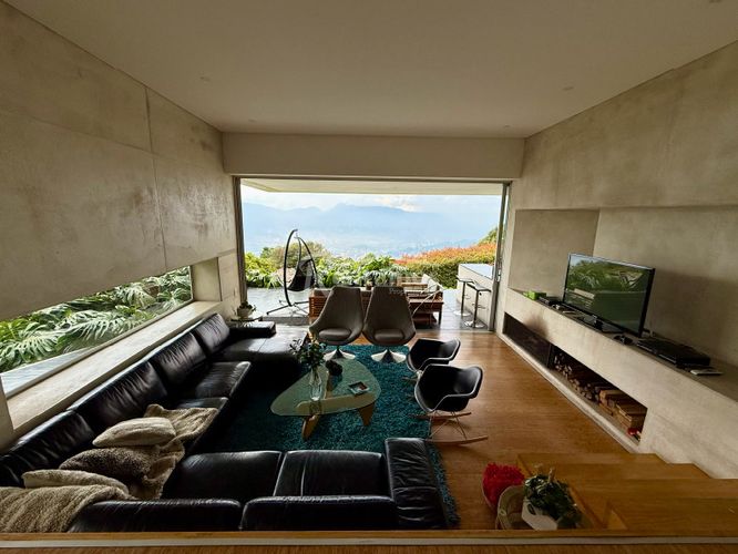 Casa de 4 alcobas en venta en Las Palmas, Medellín, 625 m² · foto 21 de 24
