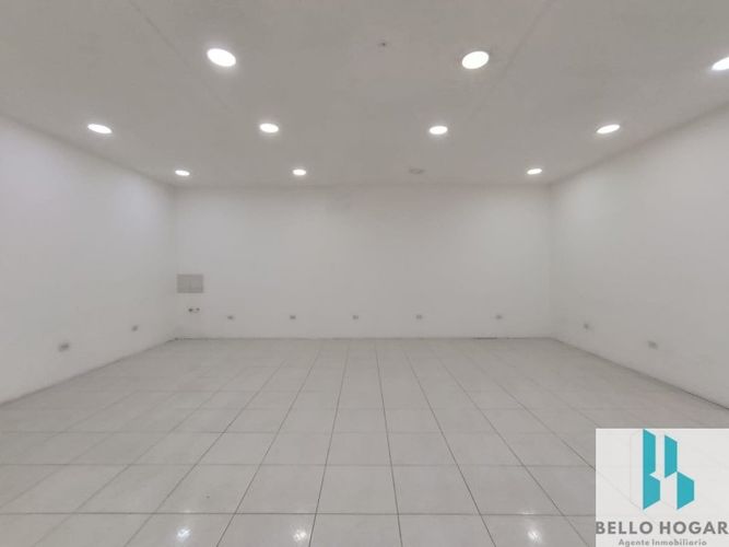Local en arriendo en Manchester, Bello, 540 m² · foto 10 de 15