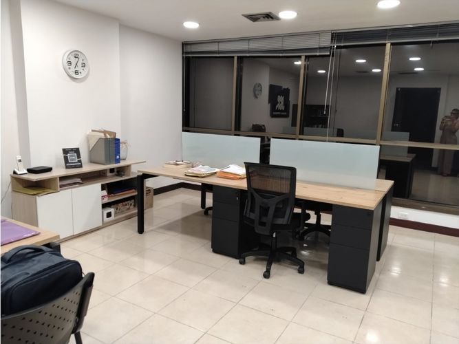 Oficina en arriendo en La Florida, Medellín, 43 m² · foto 2 de 5