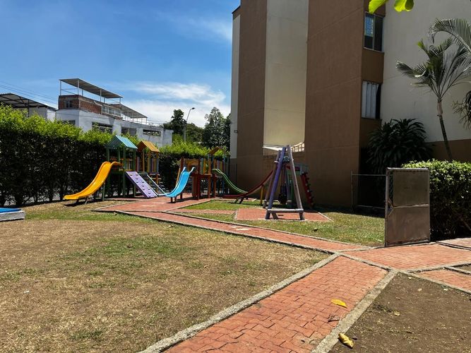Apartamento de 3 alcobas en venta en Brisas De Los Alamos, Cali, 54 m² · foto 3 de 24