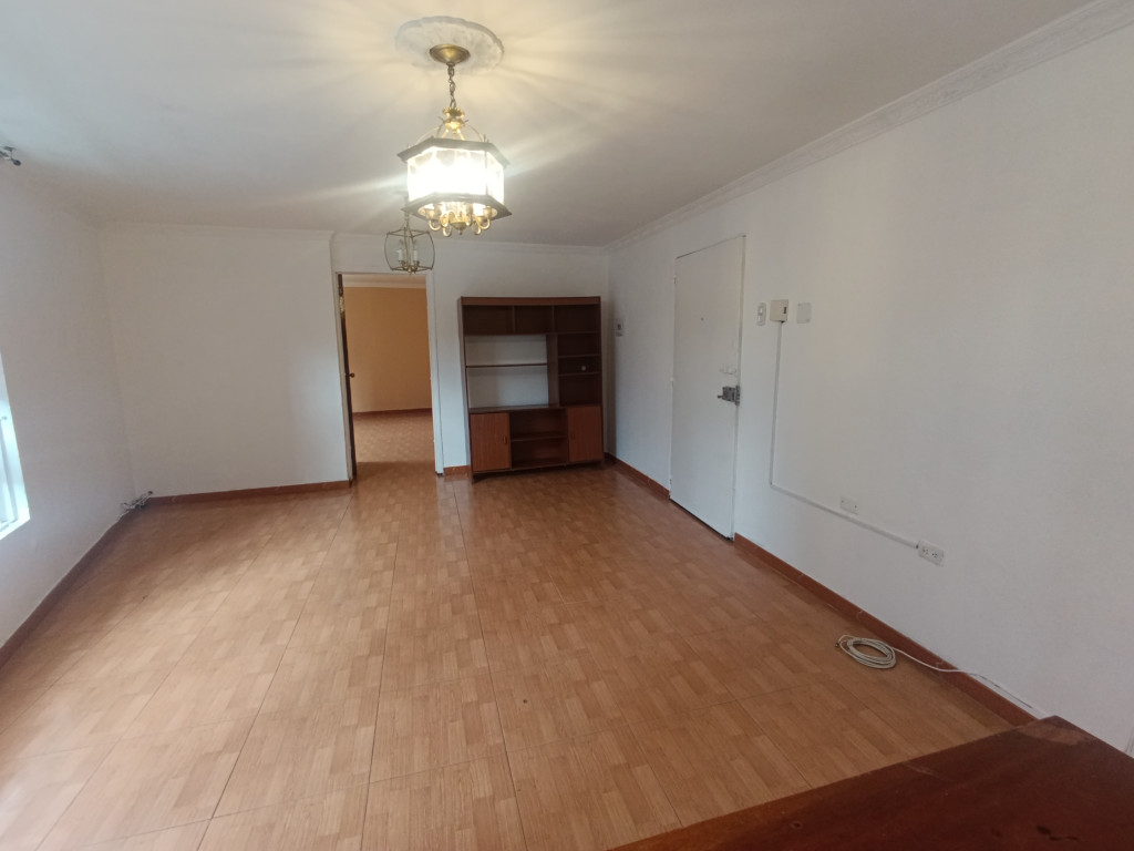 Apartamento en venta en San Luis, Bogotá · foto 2 de 18