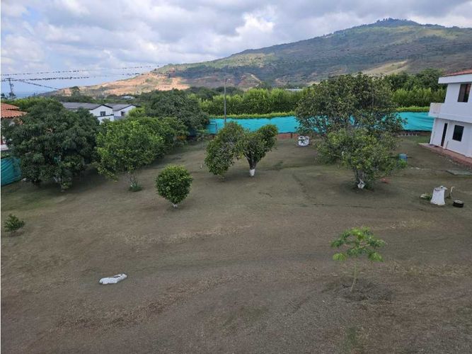 Casa de 7 alcobas en venta en Colombia, Palmira, 470 m² · foto 4 de 21