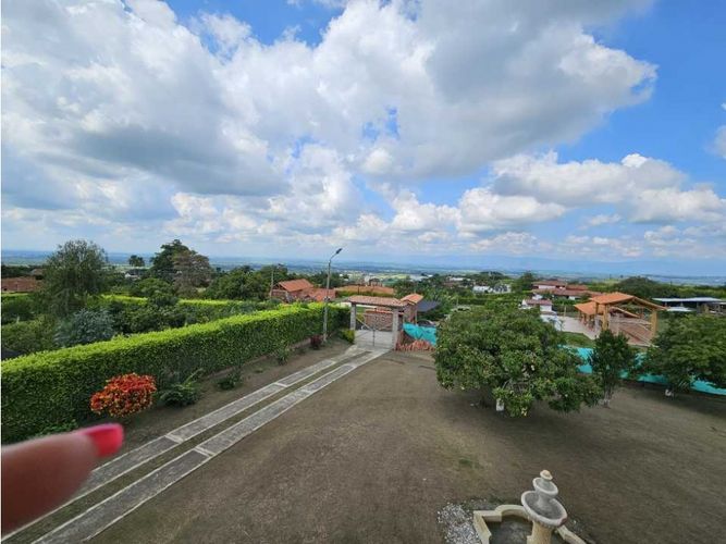Casa de 7 alcobas en venta en Colombia, Palmira, 470 m² · foto 6 de 21