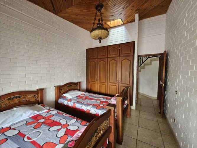 Casa de 7 alcobas en venta en Colombia, Palmira, 470 m² · foto 8 de 21