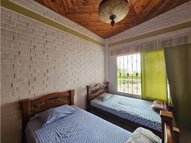 Casa de 7 alcobas en venta en Colombia, Palmira, 470 m² · foto 13 de 21