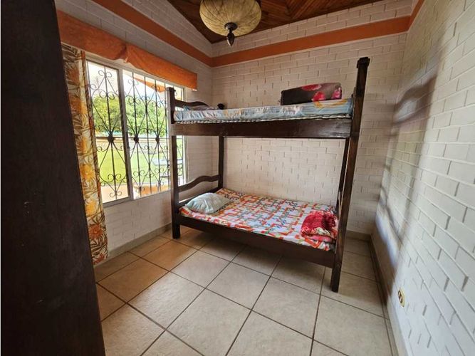 Casa de 7 alcobas en venta en Colombia, Palmira, 470 m² · foto 14 de 21