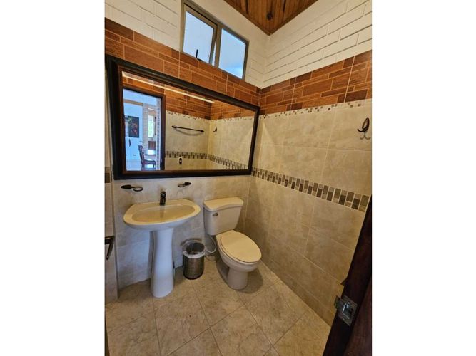 Casa de 7 alcobas en venta en Colombia, Palmira, 470 m² · foto 15 de 21