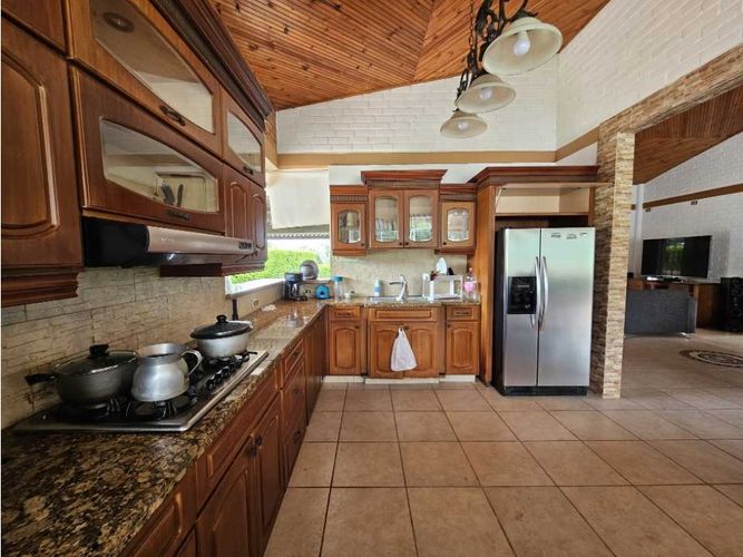 Casa de 7 alcobas en venta en Colombia, Palmira, 470 m² · foto 17 de 21