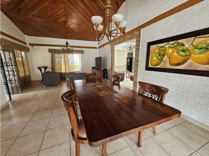 Casa de 7 alcobas en venta en Colombia, Palmira, 470 m² · foto 21 de 21