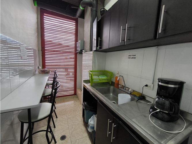 Edificio en venta en San Nicolas, Cali, 555 m² · foto 7 de 21