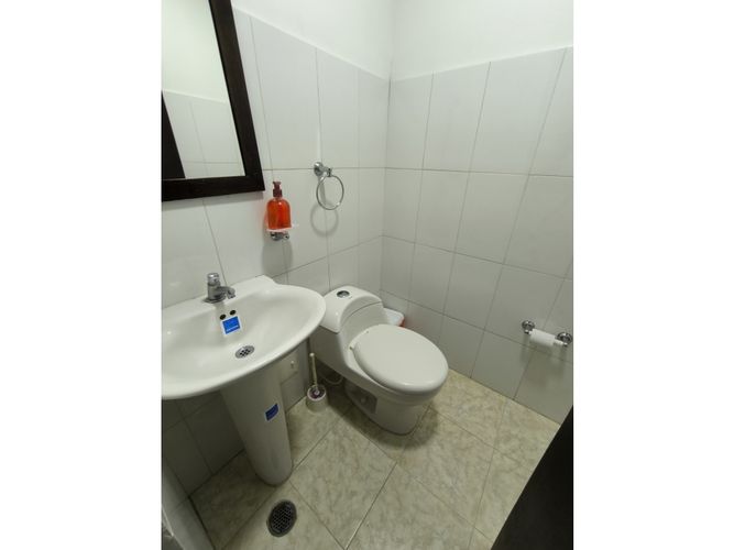 Edificio en venta en San Nicolas, Cali, 555 m² · foto 9 de 21