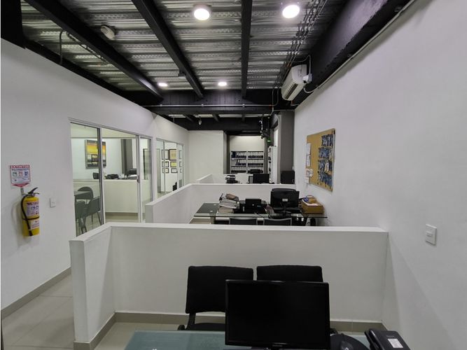 Edificio en venta en San Nicolas, Cali, 555 m² · foto 10 de 21