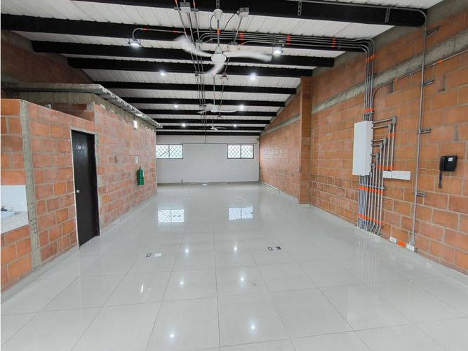 Edificio en venta en San Nicolas, Cali, 555 m² · foto 19 de 21