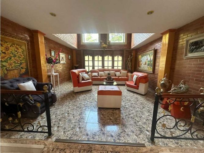 Casa de 6 alcobas en venta en La Morada, Jamundí, 560 m² · foto 4 de 12