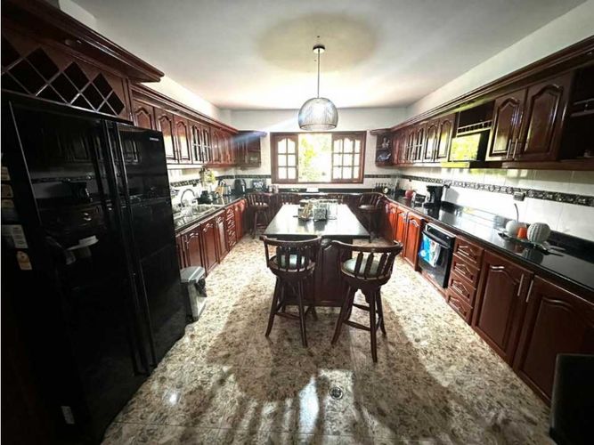 Casa de 6 alcobas en venta en La Morada, Jamundí, 560 m² · foto 10 de 12